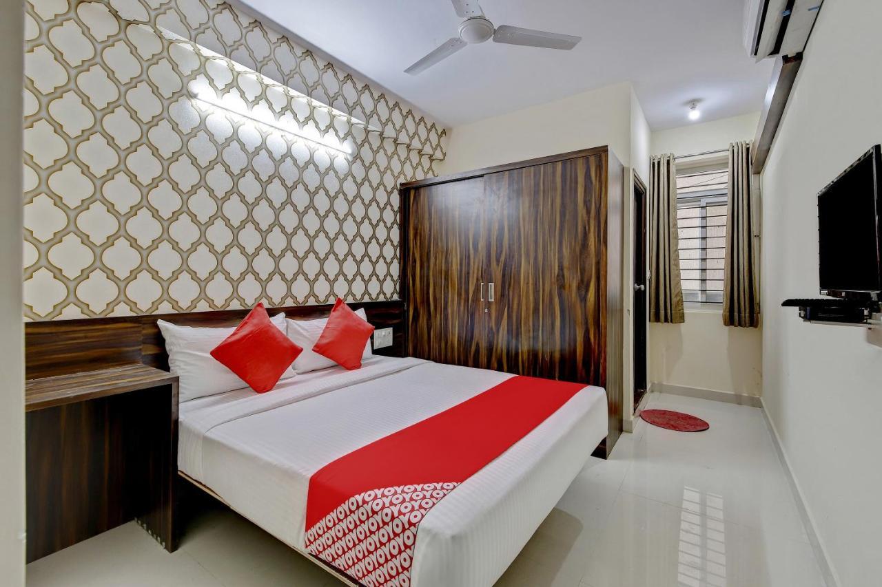 Oyo Flagship Varcity Pearl Near Nexus Mall Koramangala Bangalore Exterior photo
